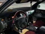 Mercedes-Benz E 320 1997 года за 3 500 000 тг. в Кульсары – фото 3