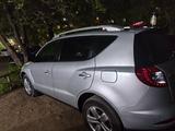 Geely Emgrand X7 2015 года за 3 500 000 тг. в Усть-Каменогорск – фото 2
