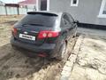 Chevrolet Lacetti 2009 года за 2 600 000 тг. в Атырау – фото 2