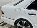 Mercedes-Benz E 320 1998 годаүшін3 800 000 тг. в Астана – фото 8
