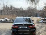 Toyota Camry 2022 года за 16 900 000 тг. в Алматы – фото 4