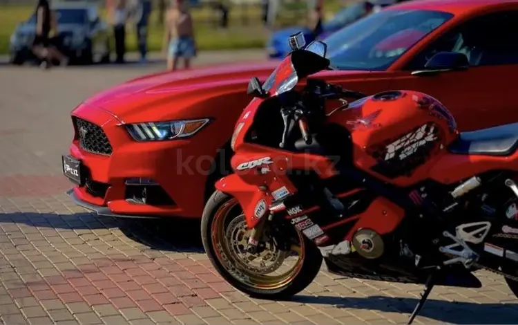 Honda  CBR 600F 2001 года за 3 000 000 тг. в Караганда