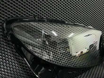 Стекла Фары Mercedes Benz W213 за 25 000 тг. в Астана – фото 11