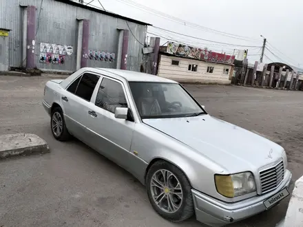 Mercedes-Benz E 280 1995 года за 1 500 000 тг. в Тараз