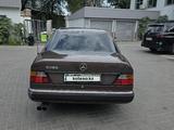 Mercedes-Benz E 280 1993 года за 1 400 000 тг. в Алматы – фото 4