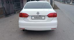 Volkswagen Jetta 2012 года за 4 400 000 тг. в Алматы – фото 2