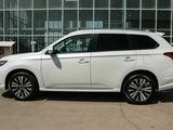 Mitsubishi Outlander 2022 годаүшін13 290 000 тг. в Актау – фото 3