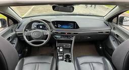 Hyundai Sonata 2021 года за 12 500 000 тг. в Алматы – фото 4