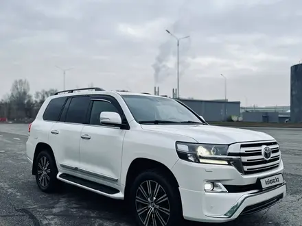 Toyota Land Cruiser 2017 года за 36 000 000 тг. в Алматы – фото 18