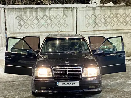 Mercedes-Benz E 220 1994 годаүшін1 250 000 тг. в Алматы – фото 6
