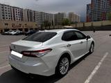 Toyota Camry 2020 года за 15 200 000 тг. в Алматы – фото 4