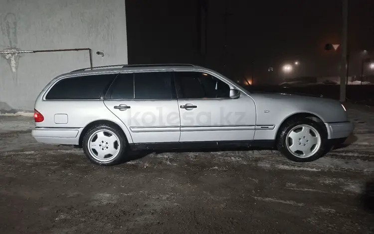 Mercedes-Benz E 280 1998 года за 2 800 000 тг. в Астана