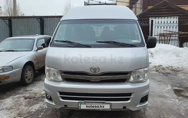 Toyota Hiace 2011 года за 11 500 000 тг. в Астана