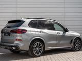 BMW X5 XDrive 40i 2026 года за 64 499 210 тг. в Астана – фото 4