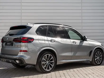 BMW X5 XDrive 40i 2026 года за 64 499 210 тг. в Астана – фото 4