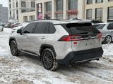 Toyota RAV4 2023 годаүшін13 200 000 тг. в Астана – фото 3