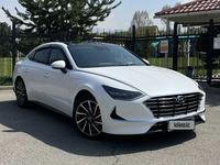 Hyundai Sonata 2020 года за 13 600 000 тг. в Алматы