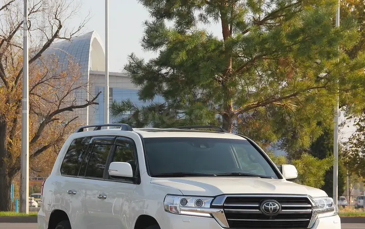 Toyota Land Cruiser 2020 года за 34 000 000 тг. в Алматы