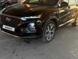 Hyundai Santa Fe 2019 года за 13 000 000 тг. в Жезказган – фото 3