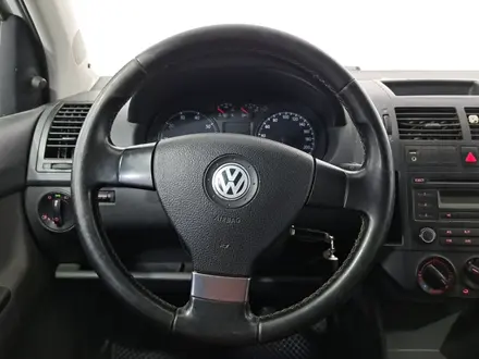 Volkswagen Polo 2010 года за 1 990 000 тг. в Астана – фото 13