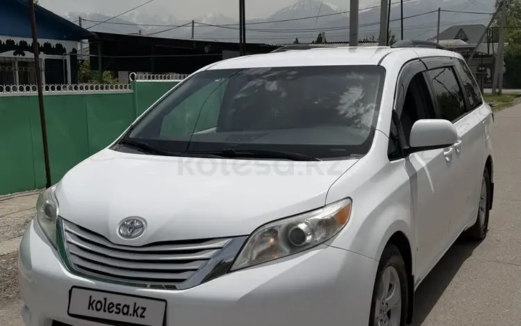 Toyota Sienna 2015 годаүшін13 000 000 тг. в Алматы