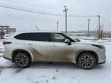 Toyota Highlander 2020 года за 25 500 000 тг. в Атырау – фото 5