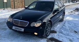Mercedes-Benz C 200 2002 года за 3 500 000 тг. в Алматы