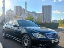 Mercedes-Benz S-Class, 2006