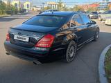Mercedes-Benz S 350 2006 года за 6 500 000 тг. в Астана – фото 3