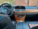 BMW 735 2002 года за 3 800 000 тг. в Алматы – фото 4
