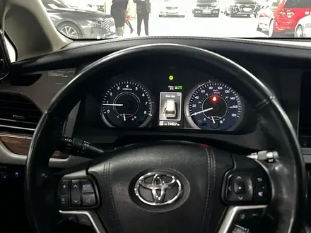 Toyota Sienna 2017 года за 17 500 000 тг. в Алматы – фото 8