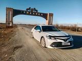 Toyota Camry 2018 года за 14 100 000 тг. в Павлодар – фото 2