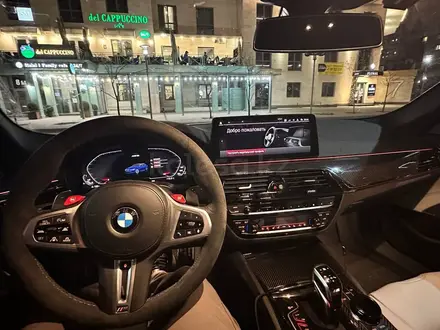 BMW M5 2022 года за 58 000 000 тг. в Алматы – фото 16