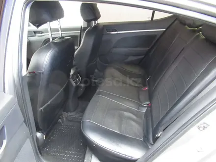Hyundai Elantra 2020 года за 7 263 333 тг. в Актобе – фото 9