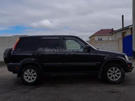 Honda CR-V 2000 года за 4 500 000 тг. в Семей – фото 5