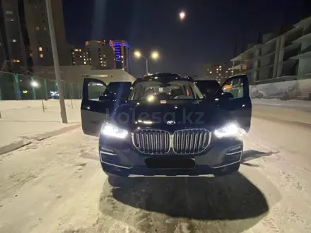 BMW X5 2018 года за 38 000 000 тг. в Усть-Каменогорск – фото 2