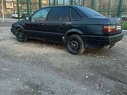 Volkswagen Passat 1992 года за 850 000 тг. в Караганда – фото 4