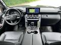 Toyota Land Cruiser 2024 года за 60 600 000 тг. в Алматы – фото 10