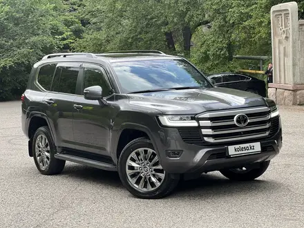 Toyota Land Cruiser 2024 года за 60 600 000 тг. в Алматы