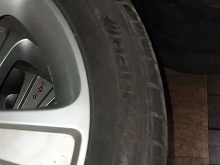 Диски с шинами 235/50 R19, оригинал из Японии за 250 000 тг. в Алматы – фото 4