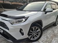 Toyota RAV4 2021 годаfor19 800 000 тг. в Алматы