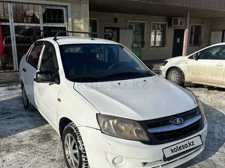 ВАЗ (Lada) Granta 2190 2013 года за 1 800 000 тг. в Алматы – фото 2