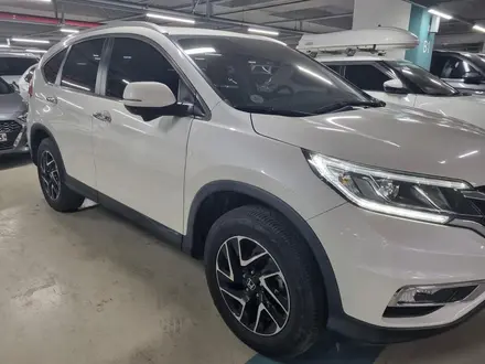 Honda CR-V 2016 года за 12 900 000 тг. в Алматы – фото 39