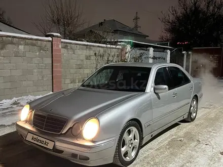 Mercedes-Benz E 430 1999 года за 5 500 000 тг. в Алматы – фото 2