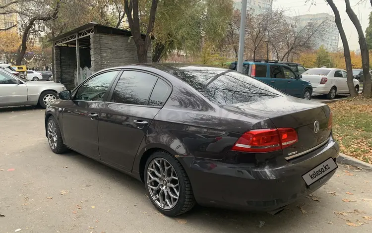 Volkswagen Passat 2011 годаүшін4 200 000 тг. в Алматы