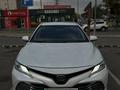 Toyota Camry 2020 года за 13 500 000 тг. в Алматы – фото 6