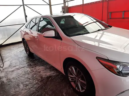 Toyota Camry 2015 года за 10 000 000 тг. в Уральск