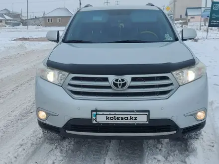 Toyota Highlander 2012 года за 13 500 000 тг. в Астана – фото 2