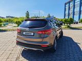 Hyundai Santa Fe 2013 года за 8 900 000 тг. в Темиртау – фото 2