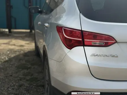 Hyundai Santa Fe 2014 года за 8 500 000 тг. в Уральск – фото 10